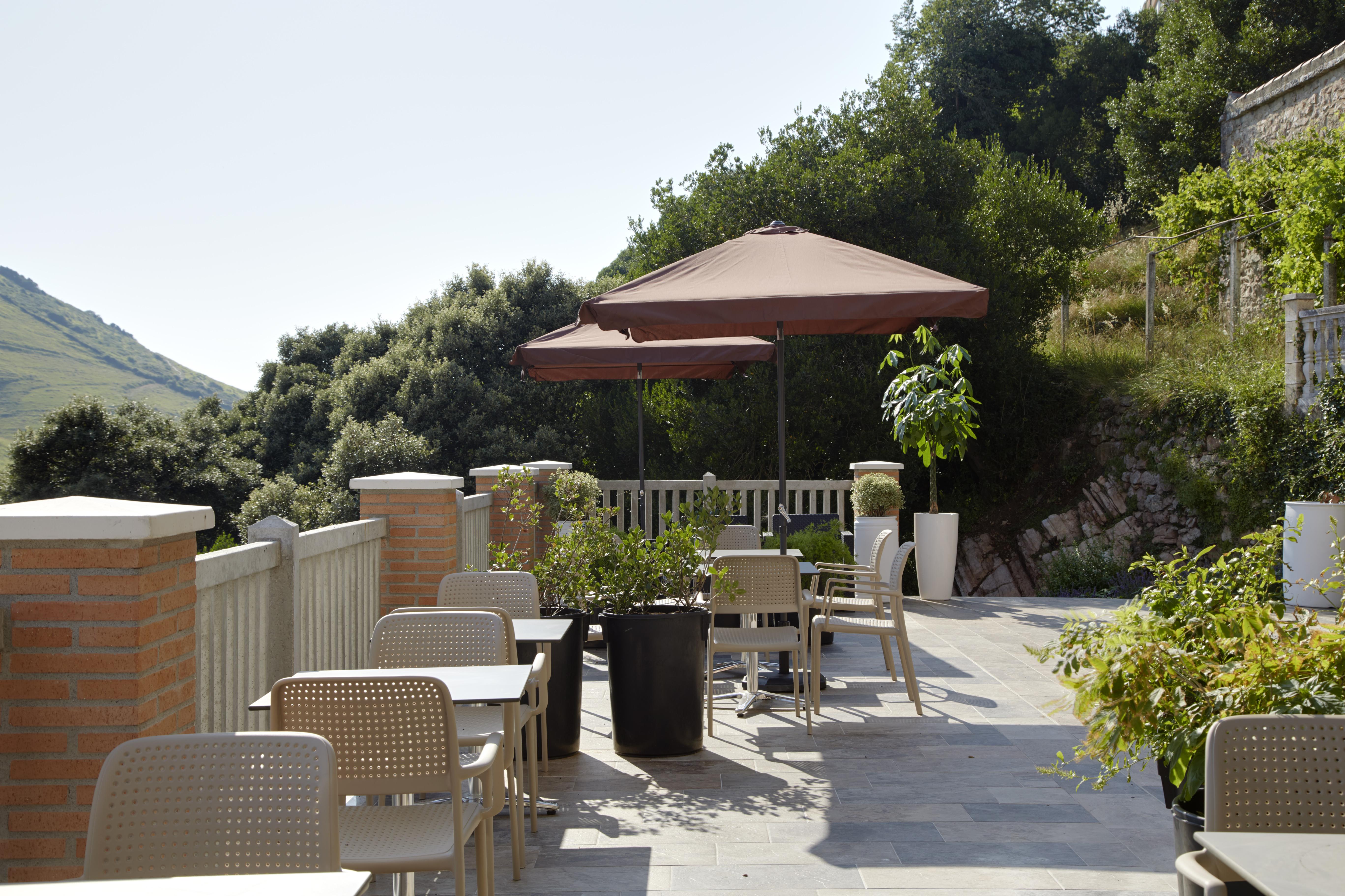 סומאיה Hotel Flysch מראה חיצוני תמונה