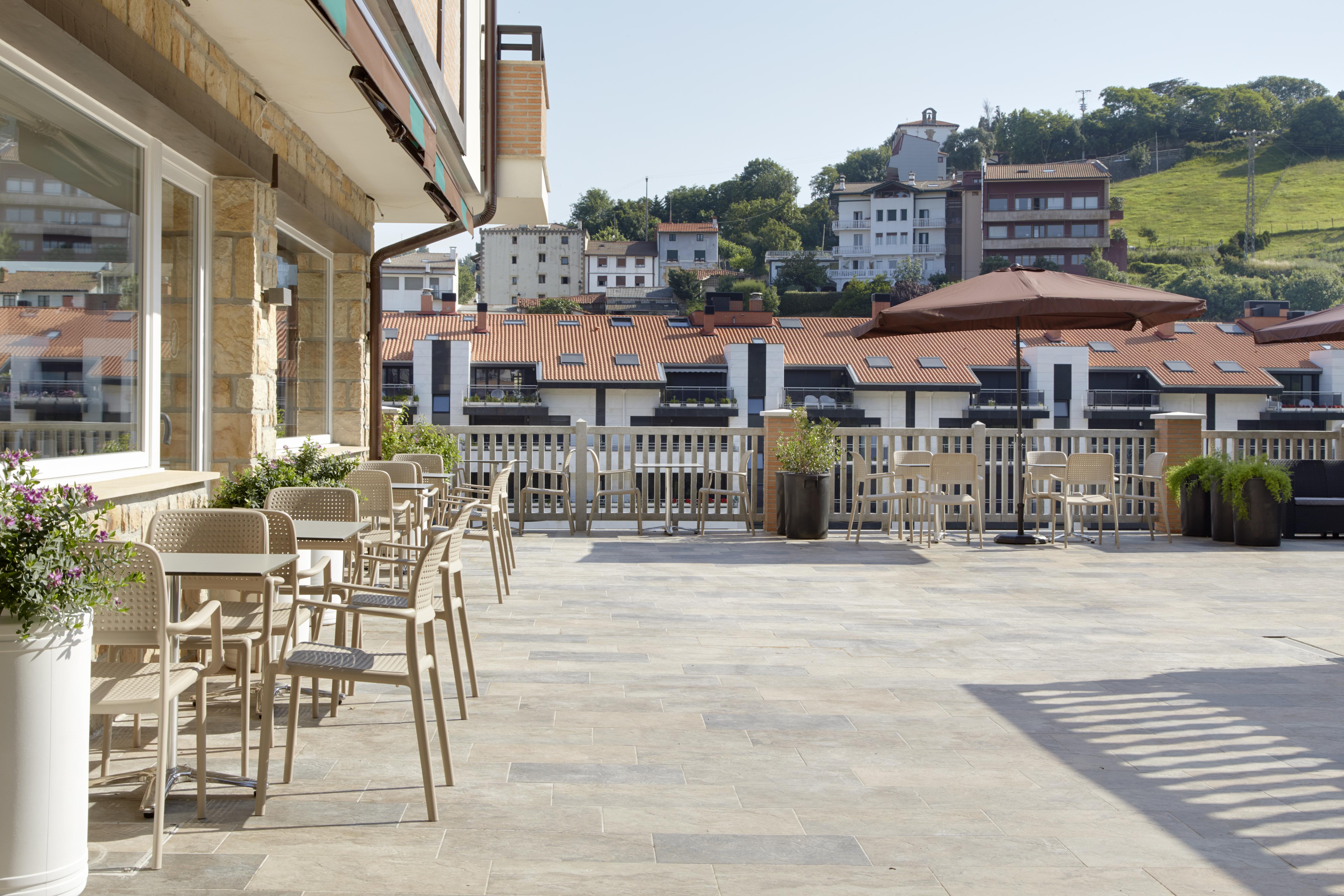 סומאיה Hotel Flysch מראה חיצוני תמונה