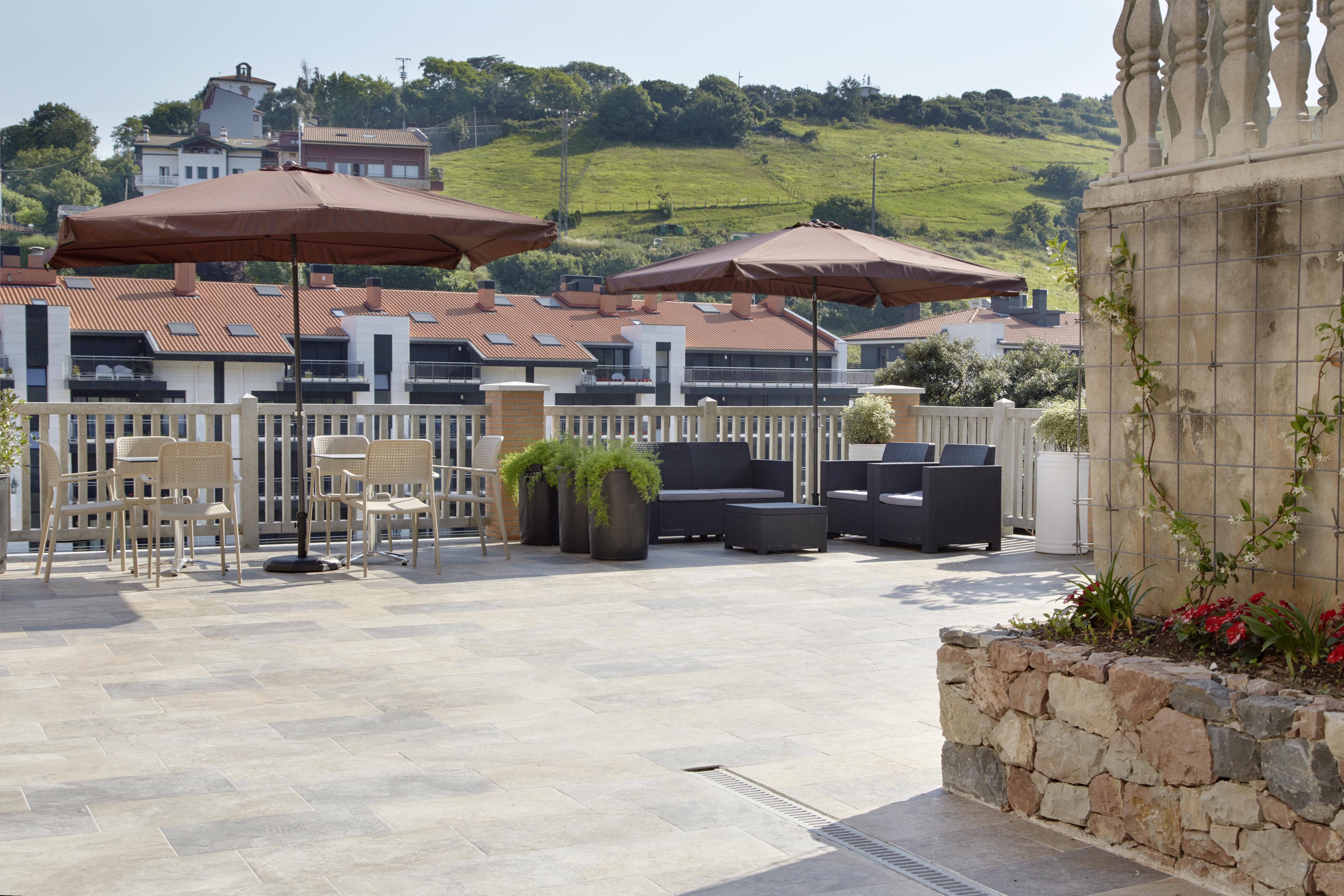 סומאיה Hotel Flysch מראה חיצוני תמונה